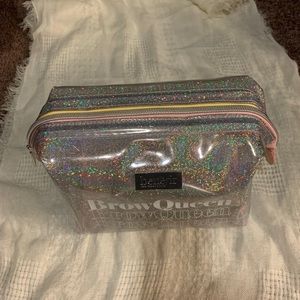 ⚡️5/$20⚡️ brand new benefit large makeup bag